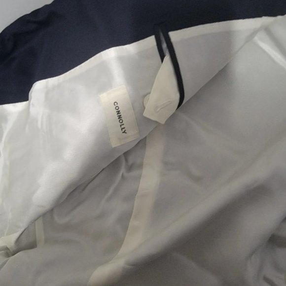 CONNOLLY - Picture 2 of 4